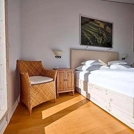 Hirschen Ξενοδοχείο 4*